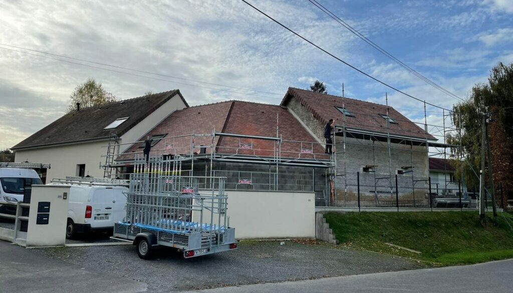 Couverture tuile plate à Cléville